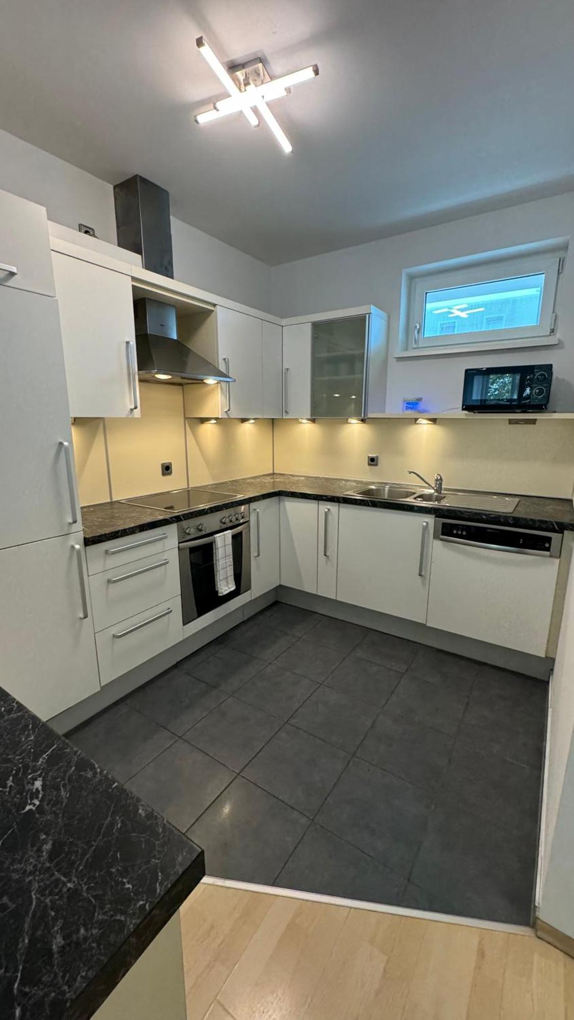City Apartement Linz Fuer 5 Gaeste Mit Self-Checkin Und Kueche Exterior photo