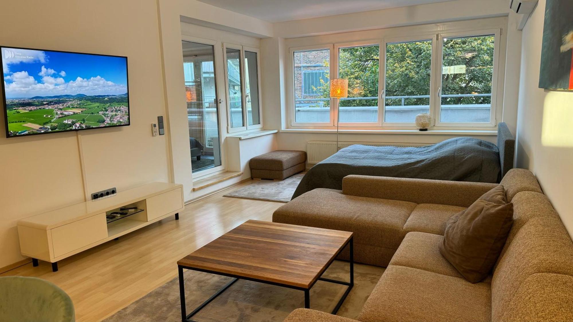 City Apartement Linz Fuer 5 Gaeste Mit Self-Checkin Und Kueche Exterior photo