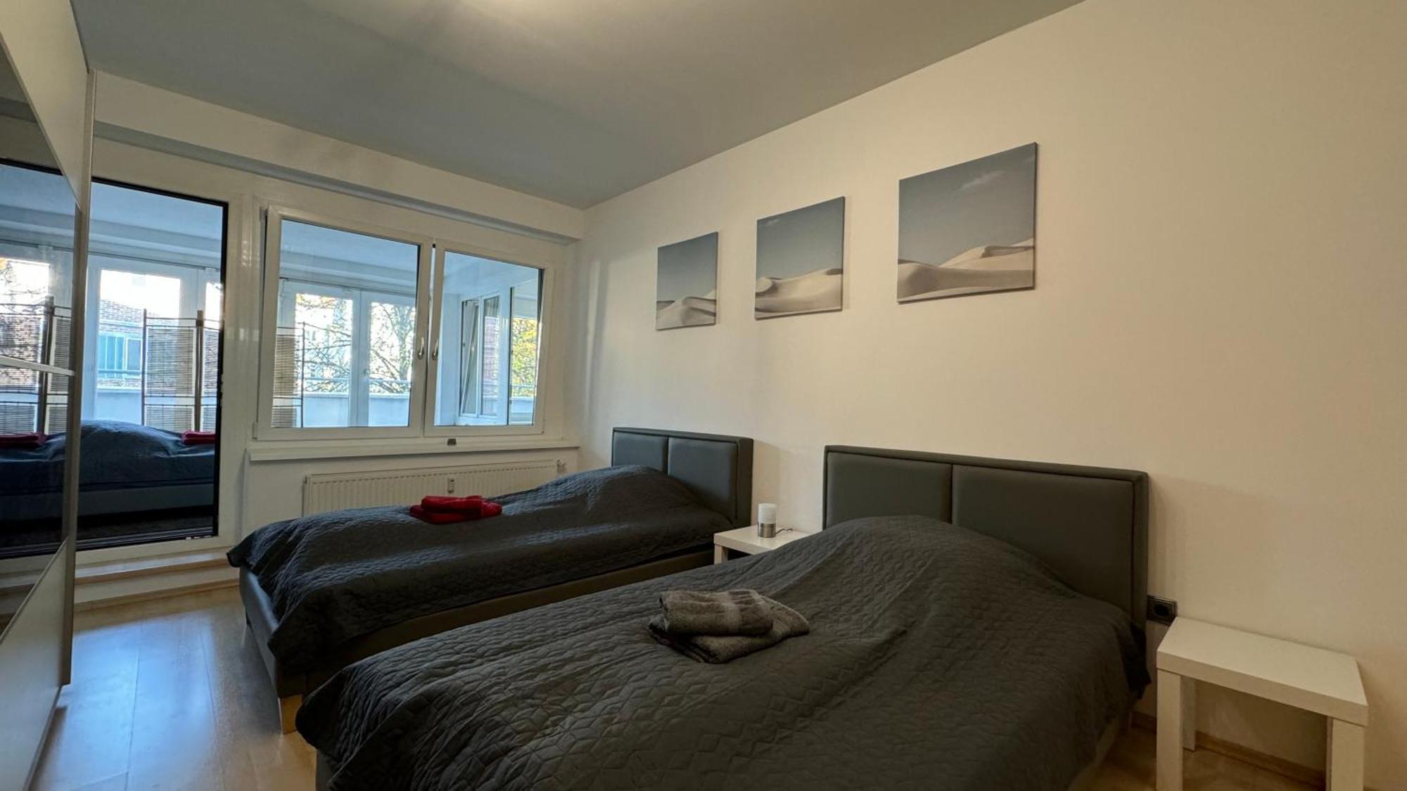 City Apartement Linz Fuer 5 Gaeste Mit Self-Checkin Und Kueche Exterior photo